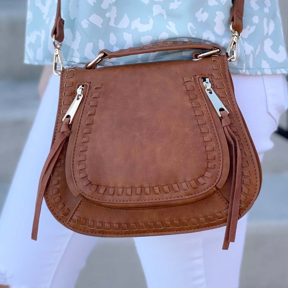 Urban Expressions Tan Khloe Vegan Leather Saddle Shaped Crossbody Bag - Picture 3 of 16